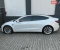 Белый Тесла Модель 3, объемом двигателя 0 л и пробегом 122 тыс. км за 18900 $, фото 3 на Automoto.ua