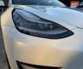 Білий Тесла Модель 3, об'ємом двигуна 0 л та пробігом 92 тис. км за 21300 $, фото 31 на Automoto.ua