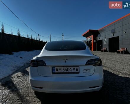 Белый Тесла Модель 3, объемом двигателя 0 л и пробегом 71 тыс. км за 17900 $, фото 5 на Automoto.ua