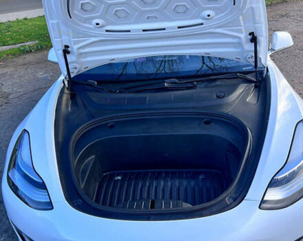 Білий Тесла Модель 3, об'ємом двигуна 0 л та пробігом 74 тис. км за 19000 $, фото 7 на Automoto.ua