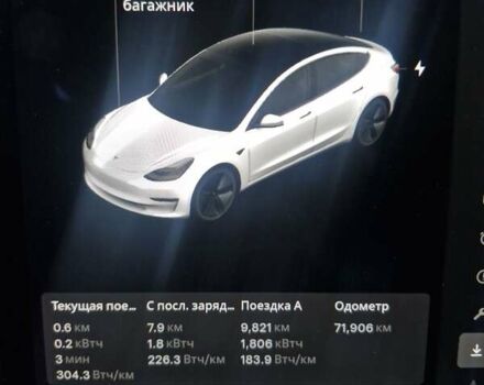 Белый Тесла Модель 3, объемом двигателя 0 л и пробегом 72 тыс. км за 17700 $, фото 7 на Automoto.ua