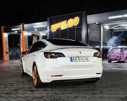 Білий Тесла Модель 3, об'ємом двигуна 0 л та пробігом 55 тис. км за 21800 $, фото 12 на Automoto.ua