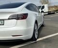 Белый Тесла Модель 3, объемом двигателя 0 л и пробегом 90 тыс. км за 15400 $, фото 7 на Automoto.ua