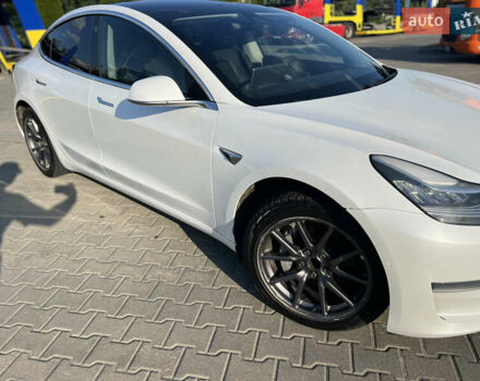 Білий Тесла Модель 3, об'ємом двигуна 0 л та пробігом 217 тис. км за 13500 $, фото 9 на Automoto.ua