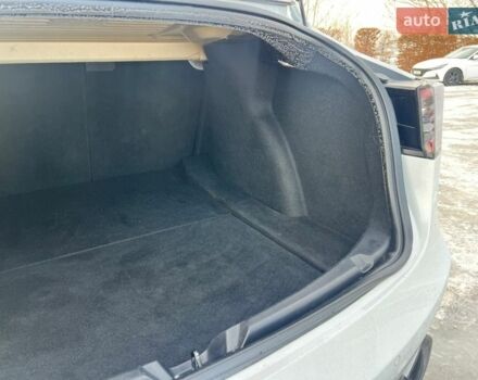 Белый Тесла Модель 3, объемом двигателя 0 л и пробегом 90 тыс. км за 18999 $, фото 40 на Automoto.ua