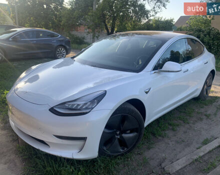 Белый Тесла Модель 3, объемом двигателя 0 л и пробегом 75 тыс. км за 19950 $, фото 32 на Automoto.ua