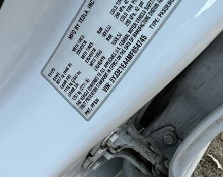 Білий Тесла Модель 3, об'ємом двигуна 0 л та пробігом 96 тис. км за 23800 $, фото 9 на Automoto.ua