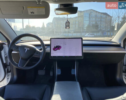 Білий Тесла Модель 3, об'ємом двигуна 0 л та пробігом 110 тис. км за 21830 $, фото 16 на Automoto.ua