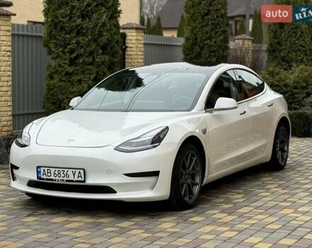 Білий Тесла Модель 3, об'ємом двигуна 0 л та пробігом 60 тис. км за 18500 $, фото 47 на Automoto.ua