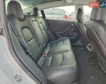 Белый Тесла Модель 3, объемом двигателя 0 л и пробегом 72 тыс. км за 5200 $, фото 9 на Automoto.ua