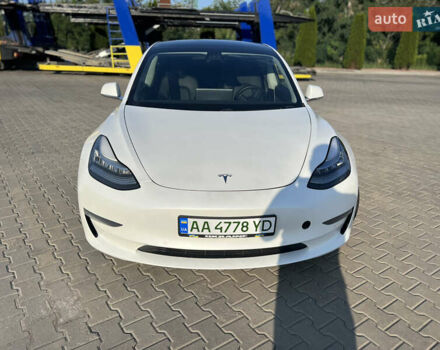 Білий Тесла Модель 3, об'ємом двигуна 0 л та пробігом 217 тис. км за 13500 $, фото 1 на Automoto.ua