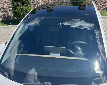 Білий Тесла Модель 3, об'ємом двигуна 0 л та пробігом 104 тис. км за 18500 $, фото 24 на Automoto.ua