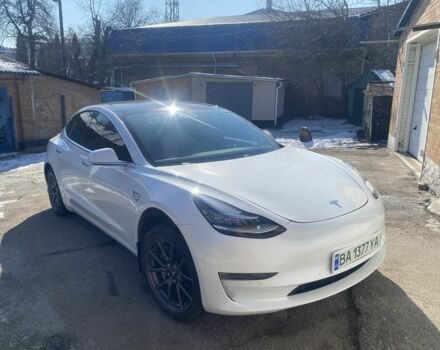 Белый Тесла Модель 3, объемом двигателя 0 л и пробегом 138 тыс. км за 15900 $, фото 1 на Automoto.ua