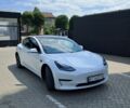 Белый Тесла Модель 3, объемом двигателя 0 л и пробегом 105 тыс. км за 20300 $, фото 7 на Automoto.ua