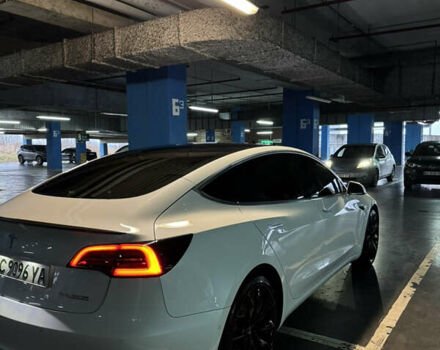 Белый Тесла Модель 3, объемом двигателя 0 л и пробегом 120 тыс. км за 19900 $, фото 3 на Automoto.ua