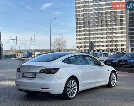 Белый Тесла Модель 3, объемом двигателя 0 л и пробегом 150 тыс. км за 23000 $, фото 3 на Automoto.ua