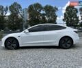 Білий Тесла Модель 3, об'ємом двигуна 0 л та пробігом 57 тис. км за 18650 $, фото 11 на Automoto.ua