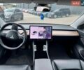 Білий Тесла Модель 3, об'ємом двигуна 0 л та пробігом 102 тис. км за 18990 $, фото 40 на Automoto.ua