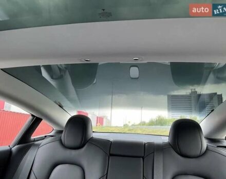 Білий Тесла Модель 3, об'ємом двигуна 0 л та пробігом 96 тис. км за 19900 $, фото 8 на Automoto.ua