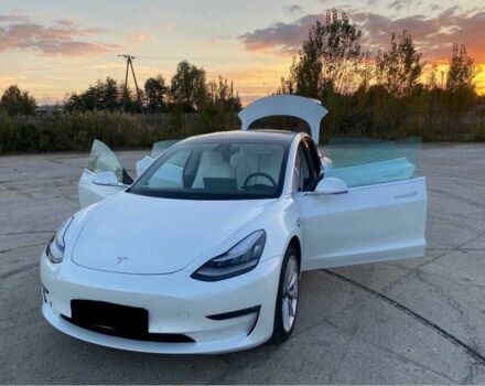 Белый Тесла Модель 3, объемом двигателя 0 л и пробегом 90 тыс. км за 12100 $, фото 8 на Automoto.ua