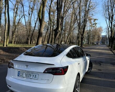 Білий Тесла Модель 3, об'ємом двигуна 0 л та пробігом 103 тис. км за 20000 $, фото 3 на Automoto.ua