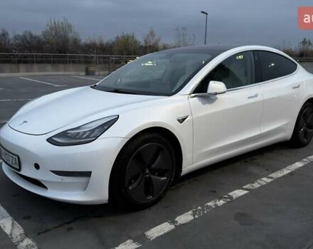 Білий Тесла Модель 3, об'ємом двигуна 0 л та пробігом 160 тис. км за 16000 $, фото 6 на Automoto.ua