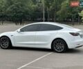 Білий Тесла Модель 3, об'ємом двигуна 0 л та пробігом 59 тис. км за 22500 $, фото 22 на Automoto.ua