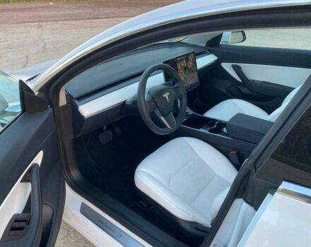 Белый Тесла Модель 3, объемом двигателя 0 л и пробегом 90 тыс. км за 12100 $, фото 12 на Automoto.ua