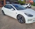 Білий Тесла Модель 3, об'ємом двигуна 0 л та пробігом 81 тис. км за 16500 $, фото 2 на Automoto.ua