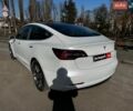 Білий Тесла Модель 3, об'ємом двигуна 0 л та пробігом 162 тис. км за 17540 $, фото 8 на Automoto.ua