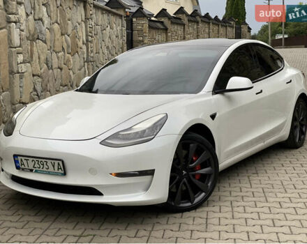 Білий Тесла Модель 3, об'ємом двигуна 0 л та пробігом 99 тис. км за 22400 $, фото 1 на Automoto.ua