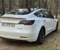 Білий Тесла Модель 3, об'ємом двигуна 0 л та пробігом 97 тис. км за 18063 $, фото 3 на Automoto.ua