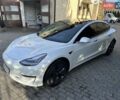 Белый Тесла Модель 3, объемом двигателя 0 л и пробегом 99 тыс. км за 23000 $, фото 2 на Automoto.ua