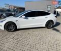 Белый Тесла Модель 3, объемом двигателя 0 л и пробегом 75 тыс. км за 15900 $, фото 3 на Automoto.ua