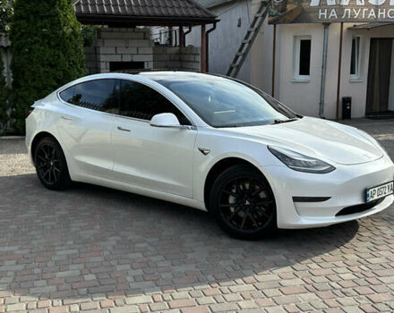 Белый Тесла Модель 3, объемом двигателя 0 л и пробегом 70 тыс. км за 18900 $, фото 8 на Automoto.ua