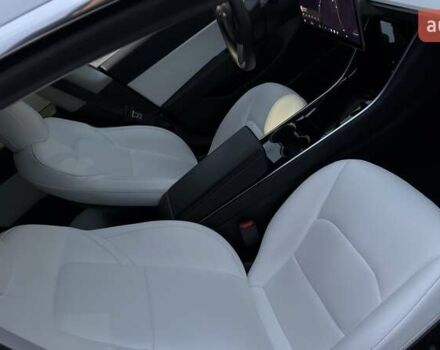 Білий Тесла Модель 3, об'ємом двигуна 0 л та пробігом 160 тис. км за 16000 $, фото 29 на Automoto.ua
