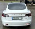 Белый Тесла Модель 3, объемом двигателя 0.32 л и пробегом 200 тыс. км за 18900 $, фото 6 на Automoto.ua