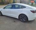 Білий Тесла Модель 3, об'ємом двигуна 0 л та пробігом 81 тис. км за 16500 $, фото 13 на Automoto.ua