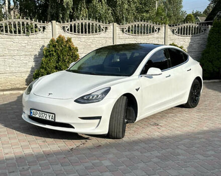 Белый Тесла Модель 3, объемом двигателя 0 л и пробегом 70 тыс. км за 18900 $, фото 7 на Automoto.ua