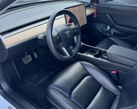 Тесла Модель 3 2020 у Львові на Automoto.ua Білий Тесла Модель 3, об'ємом двигуна 0 л та пробігом 110 тис. км за 18500 $, фото 4 на Automoto.ua