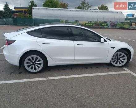 Тесла Модель 3 2020 в Львове на Automoto.ua Белый Тесла Модель 3, объемом двигателя 0 л и пробегом 88 тыс. км за 22500 $, фото 5 на Automoto.ua