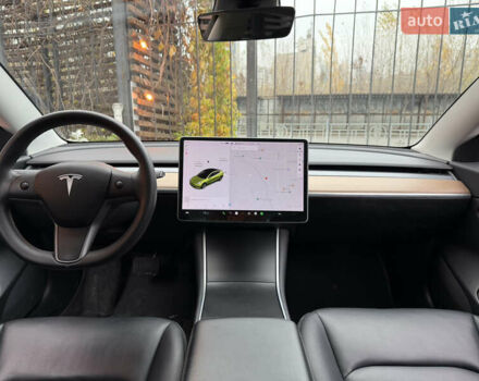 Білий Тесла Модель 3, об'ємом двигуна 0 л та пробігом 111 тис. км за 19900 $, фото 13 на Automoto.ua