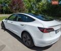 Білий Тесла Модель 3, об'ємом двигуна 0 л та пробігом 68 тис. км за 18300 $, фото 9 на Automoto.ua