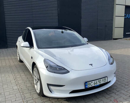 Белый Тесла Модель 3, объемом двигателя 0 л и пробегом 83 тыс. км за 21500 $, фото 4 на Automoto.ua