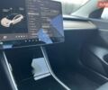 Білий Тесла Модель 3, об'ємом двигуна 0 л та пробігом 65 тис. км за 14000 $, фото 9 на Automoto.ua