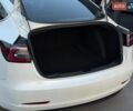 Белый Тесла Модель 3, объемом двигателя 0 л и пробегом 84 тыс. км за 15500 $, фото 48 на Automoto.ua