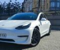 Белый Тесла Модель 3, объемом двигателя 0 л и пробегом 80 тыс. км за 16500 $, фото 6 на Automoto.ua