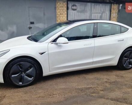 Белый Тесла Модель 3, объемом двигателя 0 л и пробегом 142 тыс. км за 16900 $, фото 39 на Automoto.ua