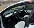 Белый Тесла Модель 3, объемом двигателя 0 л и пробегом 68 тыс. км за 17300 $, фото 2 на Automoto.ua