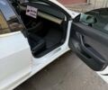 Білий Тесла Модель 3, об'ємом двигуна 0 л та пробігом 133 тис. км за 18500 $, фото 6 на Automoto.ua